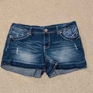 Amethyst denim shorts